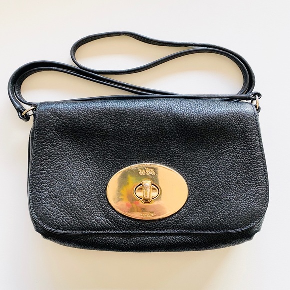 Coach Handbags - 💋Coach Turn Key Crossbody Purses Handbags Totes